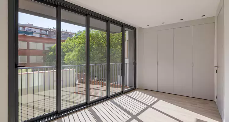 Balcony Sliding Glass Doors in Tarpon Springs, FL