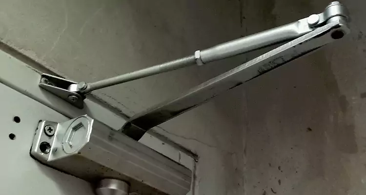 Door Closer Parallel Arm Installation in Tarpon Springs, FL